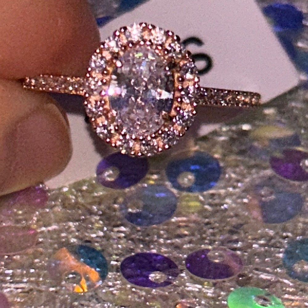 Charmed Aroma Ring 💍 size 7